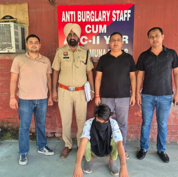 Yamunanagar Police seize heroin worth around ₹10 lakh and arrest an accused near the Kalanour border.