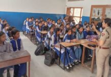 Yamunanagar Police Conducts Safety Awareness Programme at GNG School, Trains Students in Self-Defence Yamunanagar Police Safe City Team conducting self-defence and safety awareness training for school students.