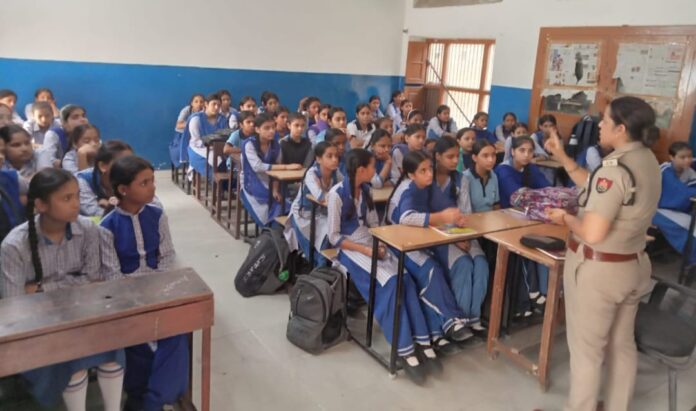 Yamunanagar Police Safe City Team conducting self-defence and safety awareness training for school students.