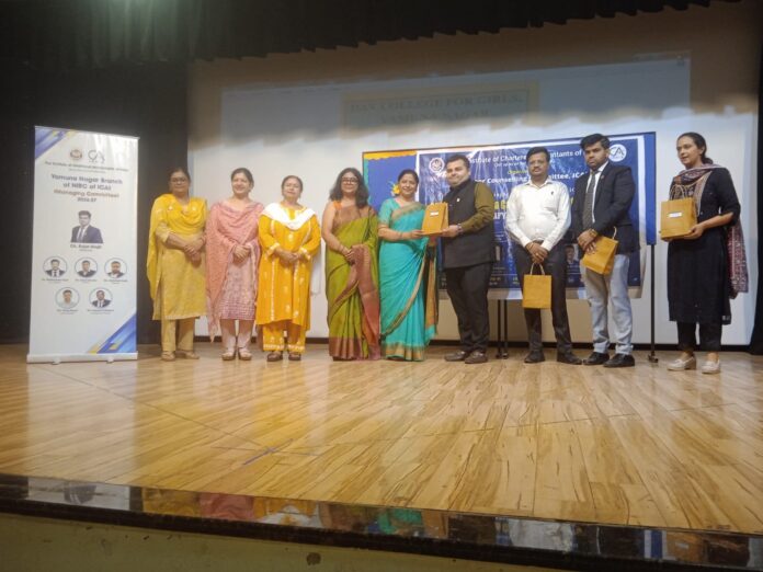 Students attending extension lectures on patents, research ethics and Chartered Accountancy career opportunities at DAV Girls College in Yamunanagar.