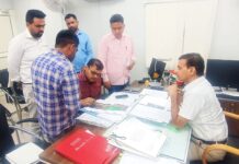 Yamunanagar-Jagadhri Moves Ahead on Regularisation of 64 Colonies as Boundary Survey Gains Pace Yamunanagar Municipal Commissioner Mahavir Prasad reviewing the regularisation and boundary demarcation process of 64 colonies with Municipal Corporation officials.