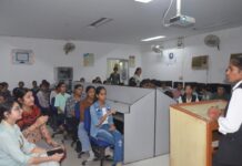 DAV Girls College Hosts Inter-Institutional Startup Competition to Promote Innovation and Entrepreneurship Students presenting innovative business ideas during a startup competition at DAV Girls College Yamunanagar.