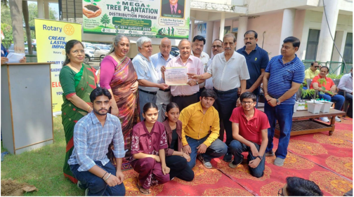 Maharaja Agrasen College Jagadhri students and management during Har Ghar Tiranga plantation programme