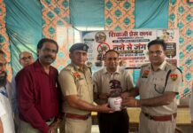 Shivaji Press Club Joins Hands with Yamunanagar Police to Launch Anti-Drug Campaign in Devdhar SP Kamaldeep Goyal addressing villagers during Shivaji Press Club anti-drug campaign in Devdhar