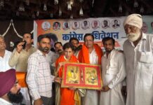 Kumari Selja Says Poor Need Dignified Jobs, Not Just Five-Kilogram Ration Kumari Selja being honoured at Nagpur Congress convention in Ratia