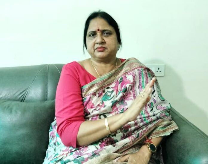 Mayor Suman Bahmani Yamunanagar Finance Committee Meeting Yamunanagar Mayor Suman Bahmani chairs the Municipal Corporation Finance Committee meeting
