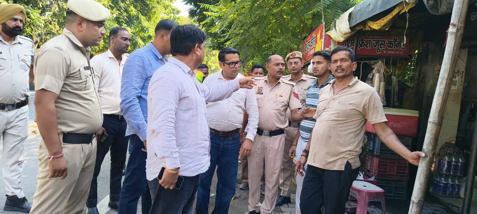 Street vendors and carts shifted from Jagadhri Road to the designated Manohar Vending Zone by Yamunanagar Municipal Corporation