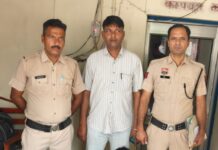 Two Brothers Arrested in Jathlana Theft Cases, Cash and Jewellery Recovered Jathlana police arrest two brothers in alleged theft cases and recover stolen cash and jewellery