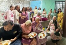 Inner Wheel Club Jagadhri Celebrates Senior Citizens Day at Nehru Park Inner Wheel Club Jagadhri-Yamunanagar members celebrating Senior Citizens Day with senior citizens at Nehru Park