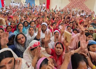 Navratri Begins with Dhwaja Parikrama at Jwala Mata Ji Temple, Yamunanagar Navratri celebrations and Dhwaja Parikrama at Pujya Jwala Mata Ji Temple in Yamunanagar